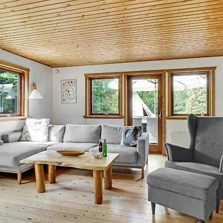 Three-bedroom In Дом отдыха